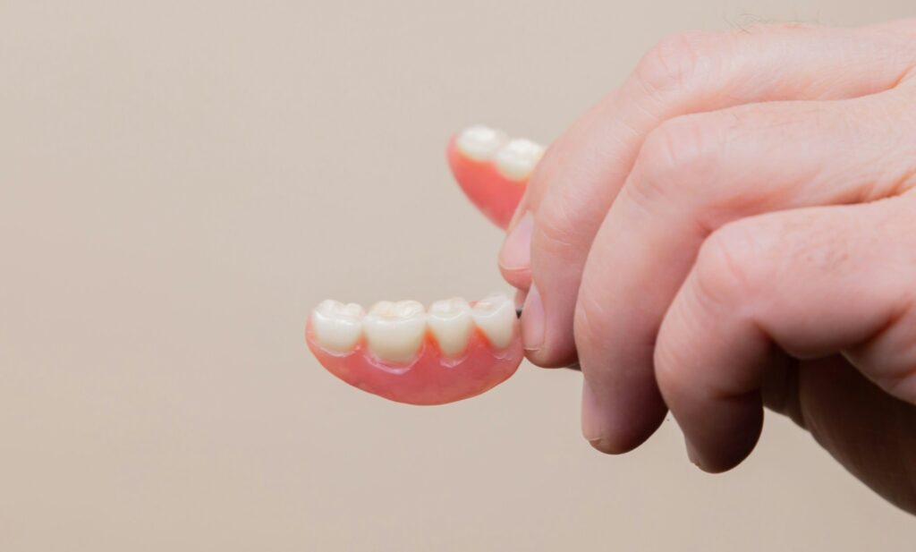 loose denture